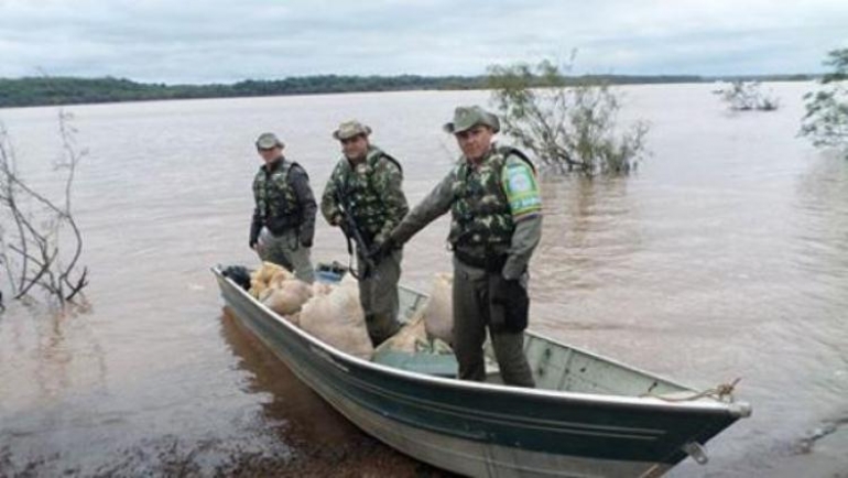 Brigada Militar Ambiental apreende redes de pesca ilegais