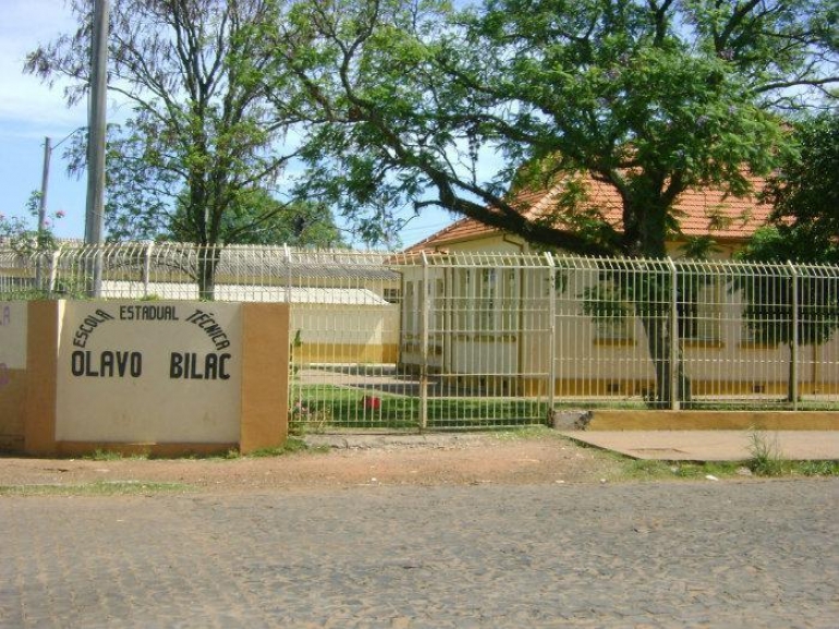 Escolas Estaduais paralisam as atividades nesta terça-feira 