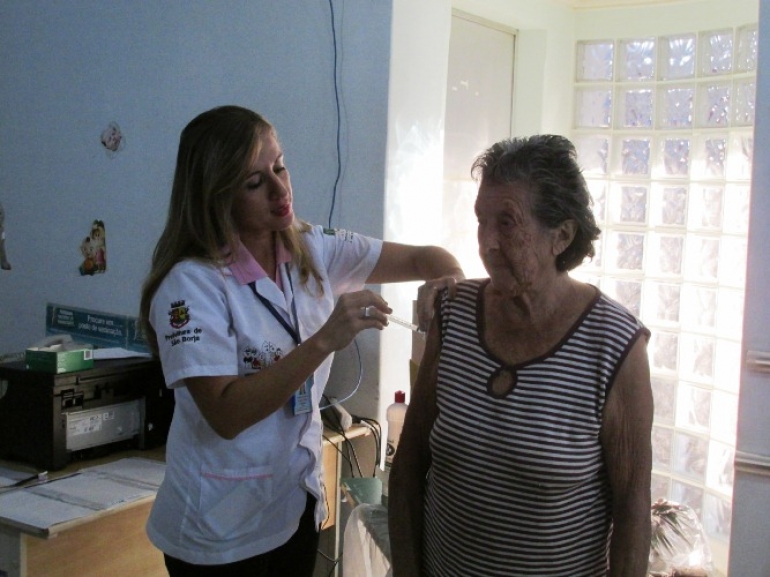 Vacina tríplice viral está disponível em São Borja