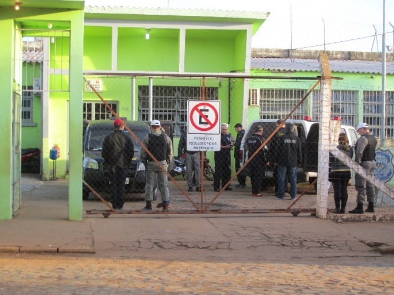 Após confusão, presos são transferidos do Presídio de São Borja