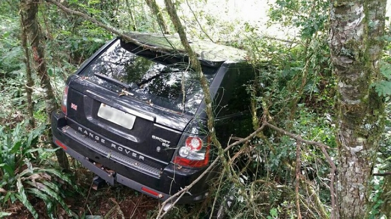 Range Rover furtada em São Borja é localizada na BR 287