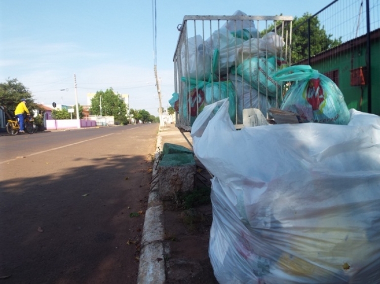 Horário do recolhimento de lixo será alterado em algumas ruas de São Borja