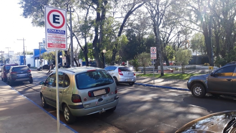 Novas vagas do estacionamento rotativo passam a valer