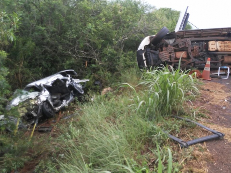  Colisão frontal resulta em vítima fatal em São Borja