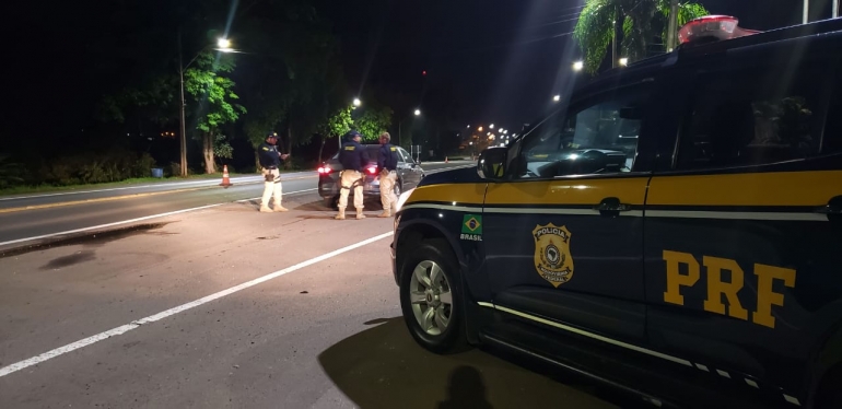 Motorista embriagado é preso pela PRF na BR 287