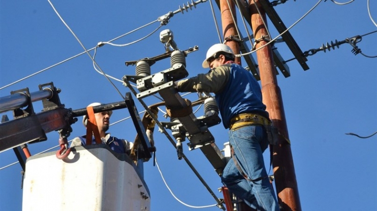 Justiça gaúcha suspende cortes de energia elétrica para inadimplentes