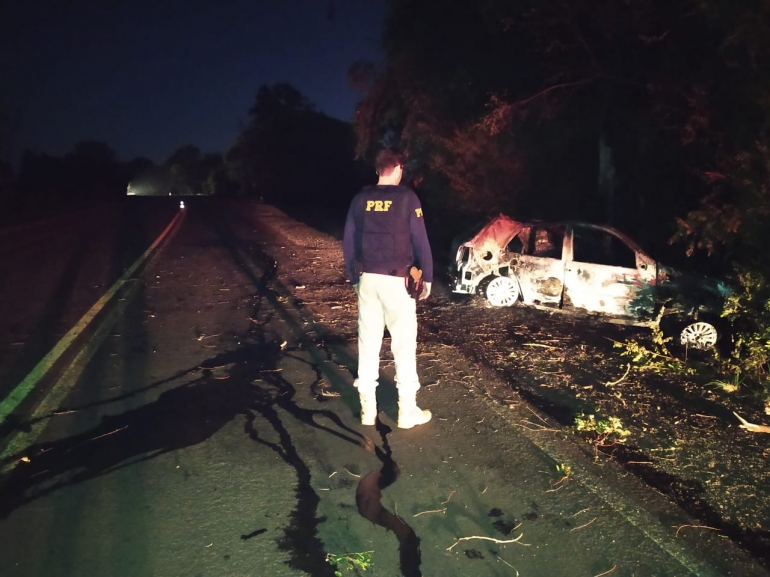 Homem morre carbonizado em grave acidente na BR 472 em São Borja