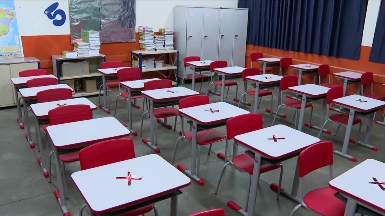 Ano letivo de 2021 inicia nesta quinta-feira, dia 18, para professores e servidores