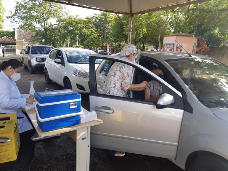 Vacinação contra a COVID em São Borja segue com idosos com 65 anos ou mais