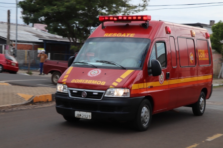 Bombeiros recolhem doações de donativos nas ruas de São Borja nesta sexta-feira