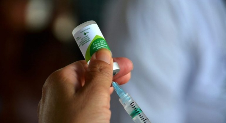 Reunião entre o estado e municípios definirá a continuidade da vacinação contra a gripe no RS